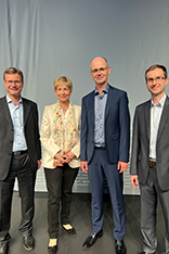 The nominated team of Zeiss with DPMA president Cornelia Rudloff-Schäffer