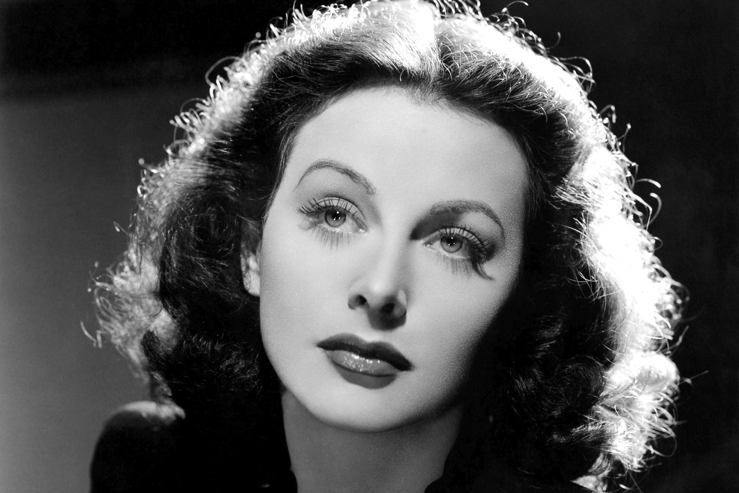 Hedy Lamarr, ca 1944