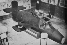 Captured "Natter" without nose; the battery with the "Foehn" rockets is clearly visible
