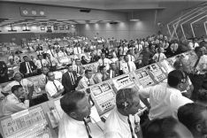 "Firing Room" im Kontrollzentrum des Kennedy Space Centers beim Start von Apollo 11  (JoAnn Morgan i